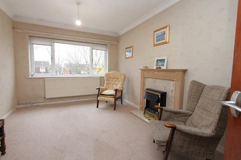 1 bedroom flat for sale - Alperton Drive, Wollescote, Stourbridge, DY9