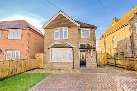 3 bedroom detached house for sale - The Green, NINFIELD, TN33