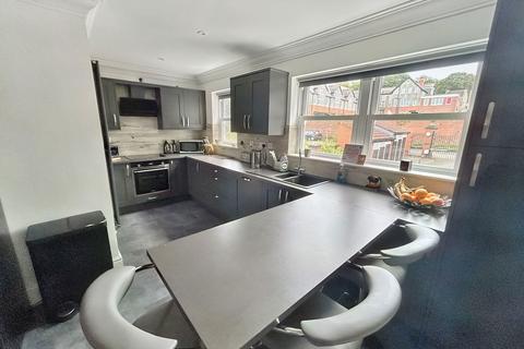 3 bedroom townhouse for sale - Victoria Mews, Whickham, Newcastle upon Tyne, Tyne and wear, NE16 4NJ