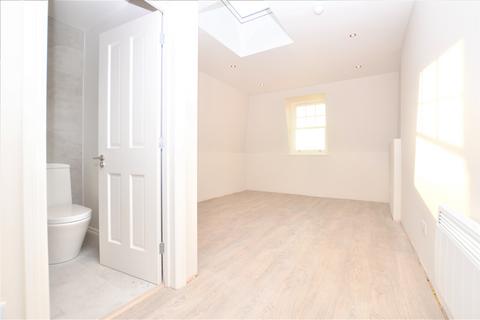 Studio to rent - Rye Lane, London SE15