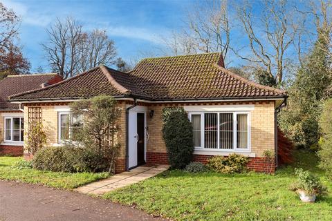 2 bedroom bungalow for sale, Badgers Walk, Chorleywood, Rickmansworth, Hertfordshire, WD3