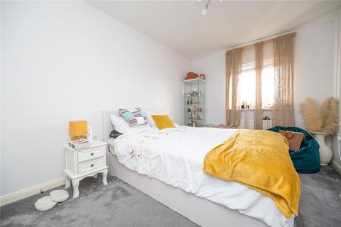 2 bedroom flat for sale, Mosquito Way, Hatfield, Hertfordshire