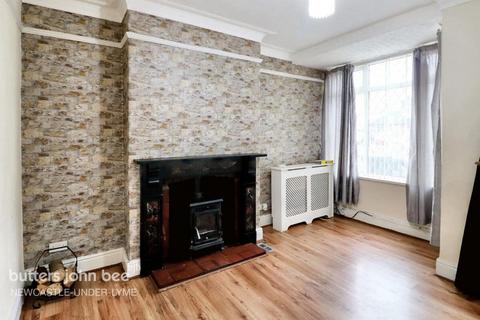 2 bedroom terraced house to rent, Basford Park Road, Newcastle