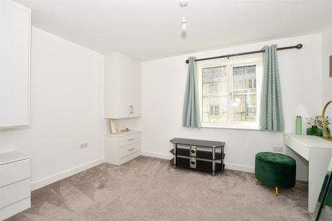 2 bedroom apartment for sale, Daffodil Crescent, Crawley, West Sussex