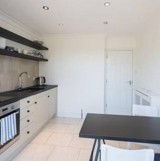 4 bedroom apartment to rent, Cowdenbeath Path, London, N1