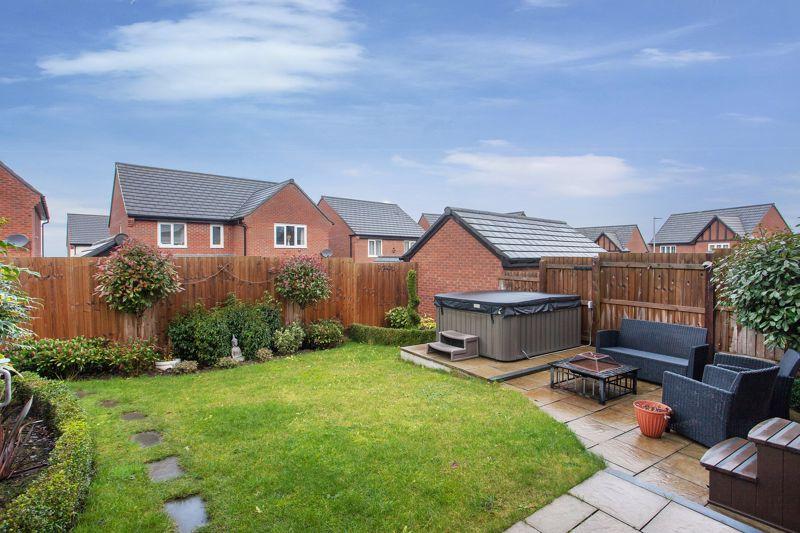 Lomas Way, Congleton 4 bed detached house for sale £395,000