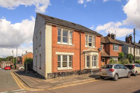 1 bedroom maisonette to rent, Queen Street, Tring