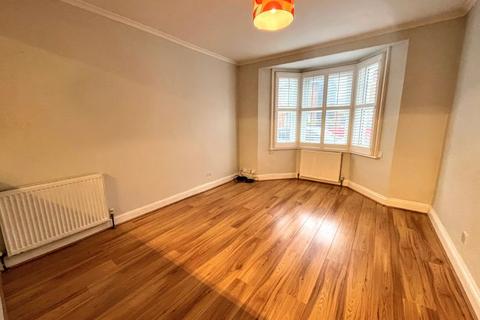 1 bedroom maisonette to rent, Queen Street, Tring