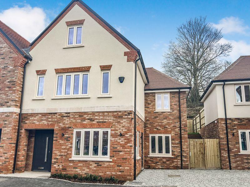 School Lane, Welwyn 3 bed property with land for sale £850,000