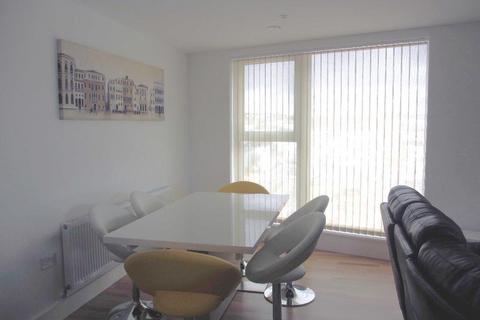 2 bedroom apartment to rent - Millbay Road, Millbay, Plymouth, Devon, PL1 3JN