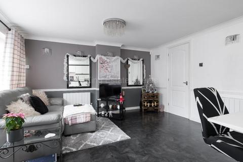 3 bedroom terraced house for sale, Central Milton Keynes MK9