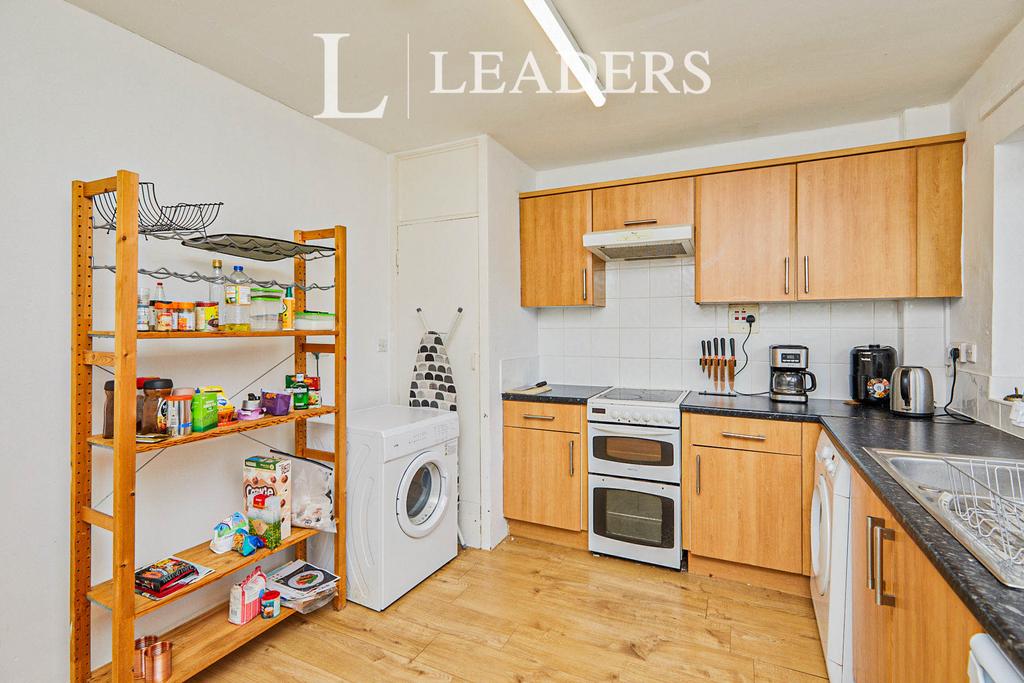 Thoresby Court, NG3 2 bed house share to rent £1,170 pcm (£270 pw)