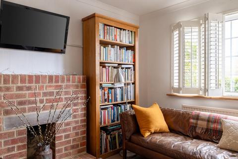 13 Myrtle Drive, Bristol, BS11 9XX