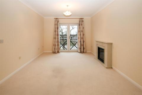 2 bedroom retirement property for sale - Sawyers Hall Lane, Brentwood