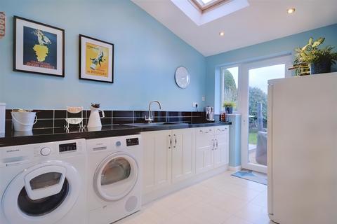 17 Manor Park, Borrowash, Derby, DE72 3LP