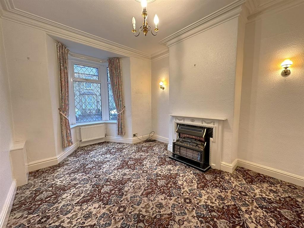 Victoria Street, Clitheroe, Ribble... 2 bed terraced house £165,000
