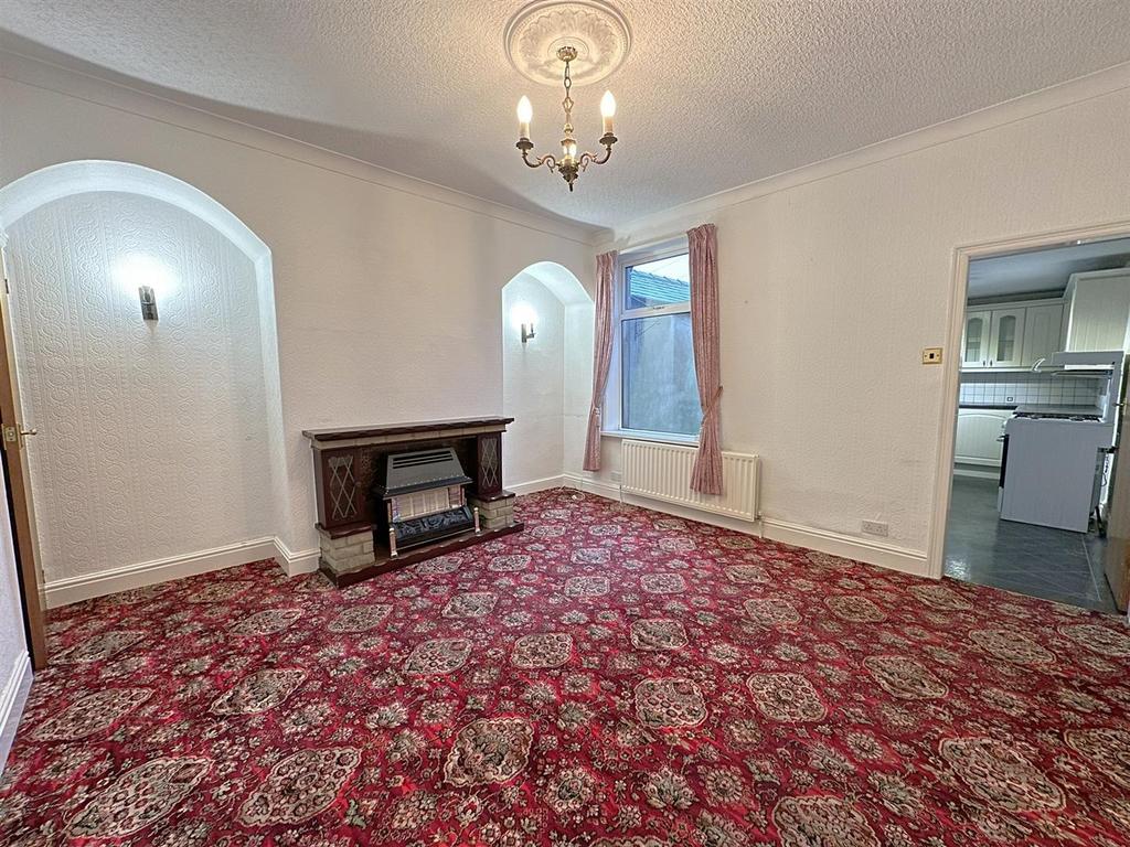 Victoria Street, Clitheroe, Ribble... 2 bed terraced house £165,000