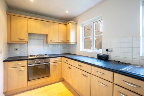 3 bedroom apartment for sale - High Street, Chesterton, CB4