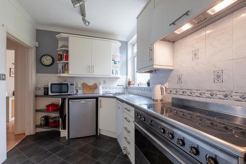 62 Crossways, South Croydon, CR2 8JN