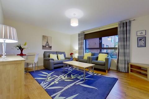 2 bedroom flat to rent - Clarkston Road, Glasgow, G44