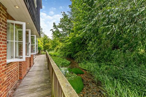 4 bedroom semi-detached house to rent, The Green, Littlebourne, Canterbury, Kent, CT3