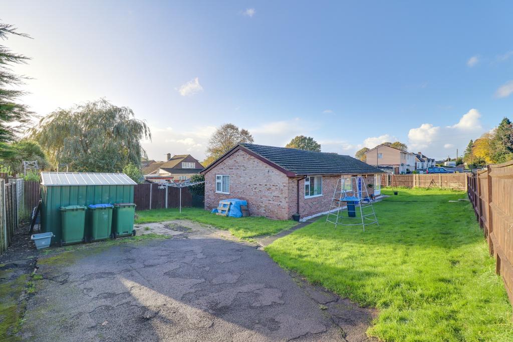 Montague Avenue, Sholing 3 bed detached bungalow for sale £380,000