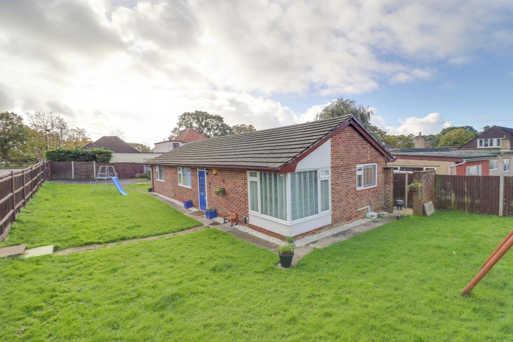 Montague Avenue, Sholing 3 bed detached bungalow for sale £380,000