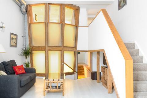 Flat 1, 2 Braggs Lane, Bristol, BS2 0EB