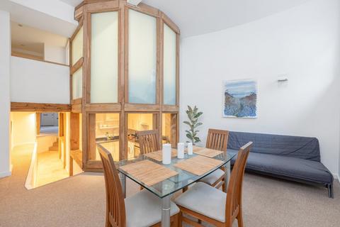 Flat 1, 2 Braggs Lane, Bristol, BS2 0EB