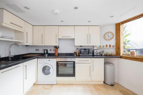 Flat 1, 2 Braggs Lane, Bristol, BS2 0EB