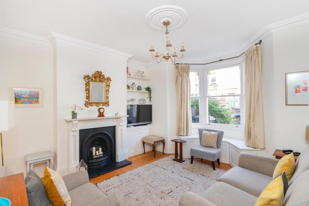 Raglan Road, 3 bed terraced house for sale £675,000