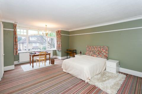 31 Oxhey Road, Watford, WD19 4QG