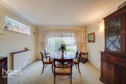 4 bedroom detached house for sale, Brook Close, Great Totham