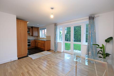 4 bedroom detached house for sale - Greenwood Place, Ellesmere Park, M3O