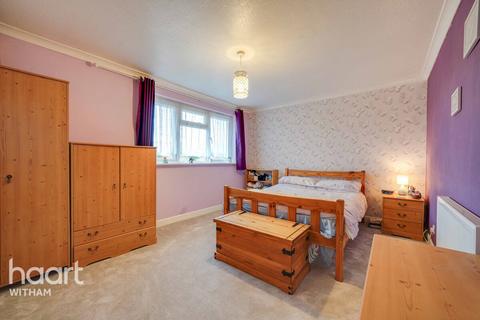 9 Cornel Close, Witham, CM8 2XH