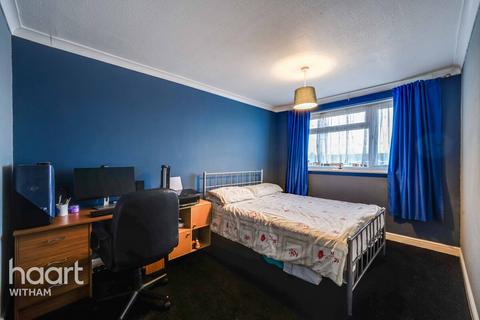 9 Cornel Close, Witham, CM8 2XH