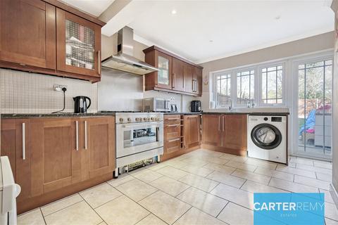 14 Hockley Close, Basildon, SS14 1RG