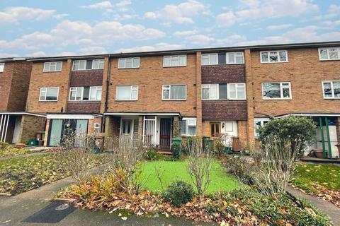 12 Bond Gardens, Wallington, SM6 7LP