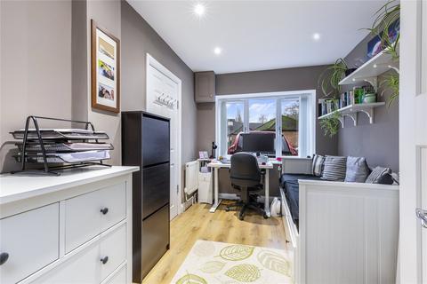 69 Vellum Drive, Carshalton, SM5 2TS