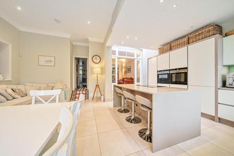 23 Dunmore Road, London, SW20 8TN