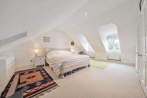 23 Dunmore Road, London, SW20 8TN