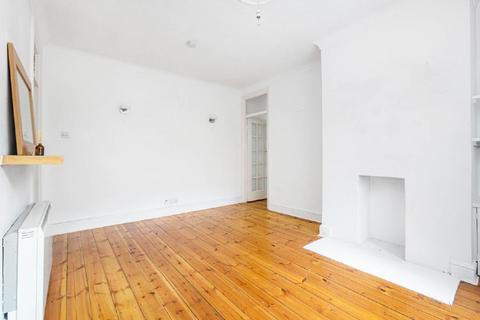 Flat 19, Richmond Court Richmond Road, London, SW20 0PB