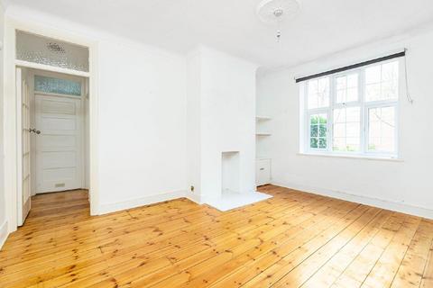 Flat 19, Richmond Court Richmond Road, London, SW20 0PB