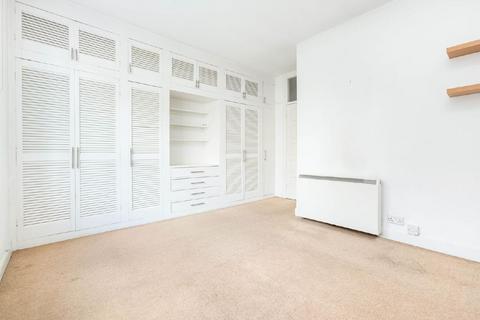Flat 19, Richmond Court Richmond Road, London, SW20 0PB