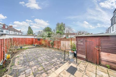 30 Meadow Close, London, SW20 9JB
