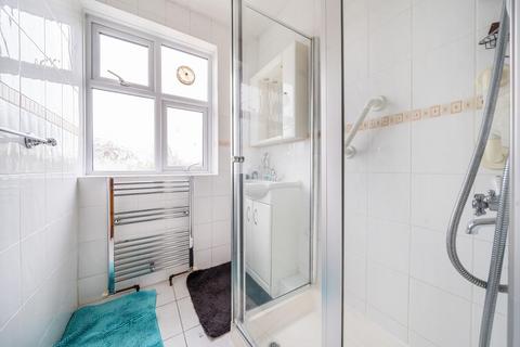 30 Meadow Close, London, SW20 9JB