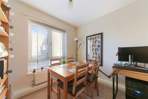 2 bedroom apartment for sale, Park Hill Road, Wallington, SM6