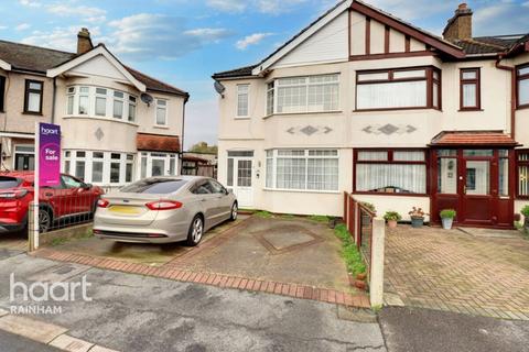 3 bedroom end of terrace house for sale - Cherry Tree Close, Rainham