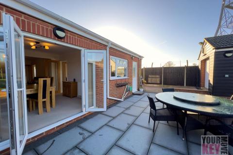 3 bedroom semi-detached bungalow for sale, Courtenay Road, Dunkirk, Faversham, Kent ME13 9LH