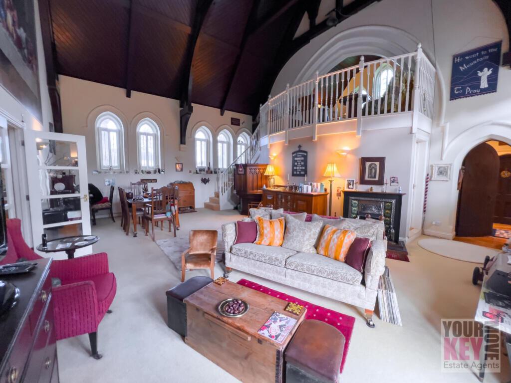 St Mary's Drive, Etchinghill... 4 bed detached house for sale £660,000